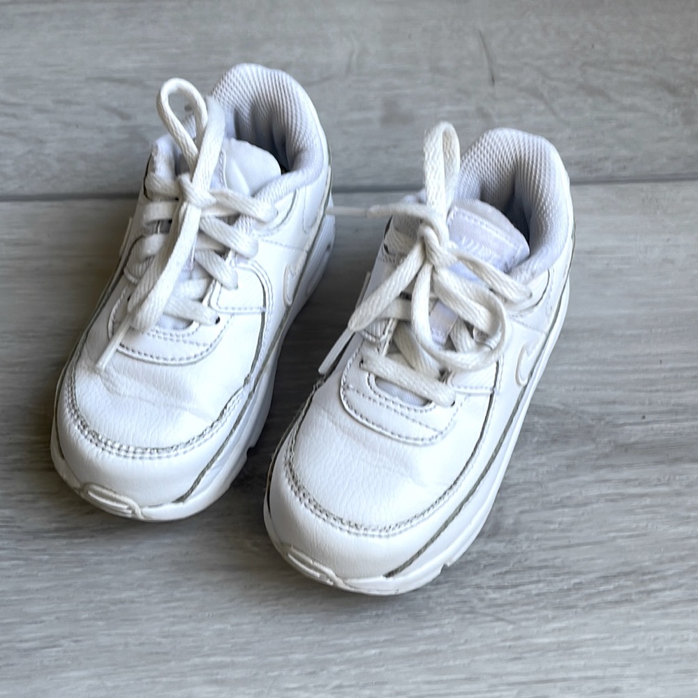 Nike Air Max kids shoes size8